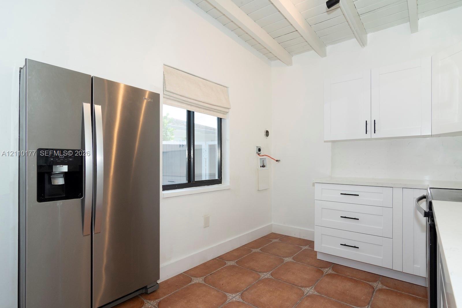   /  2135 sq. ft. $ 2026-10-21 0 foto