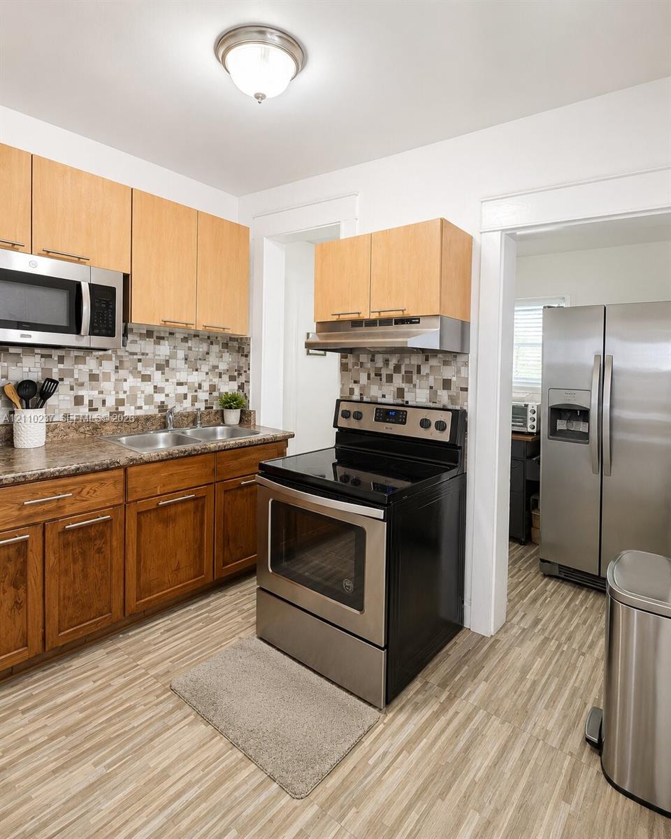   /  1364 sq. ft. $ 2026-10-21 0 foto