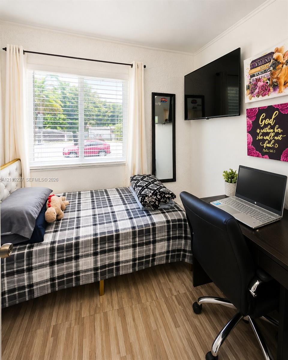   /  1364 sq. ft. $ 2026-10-21 0 foto