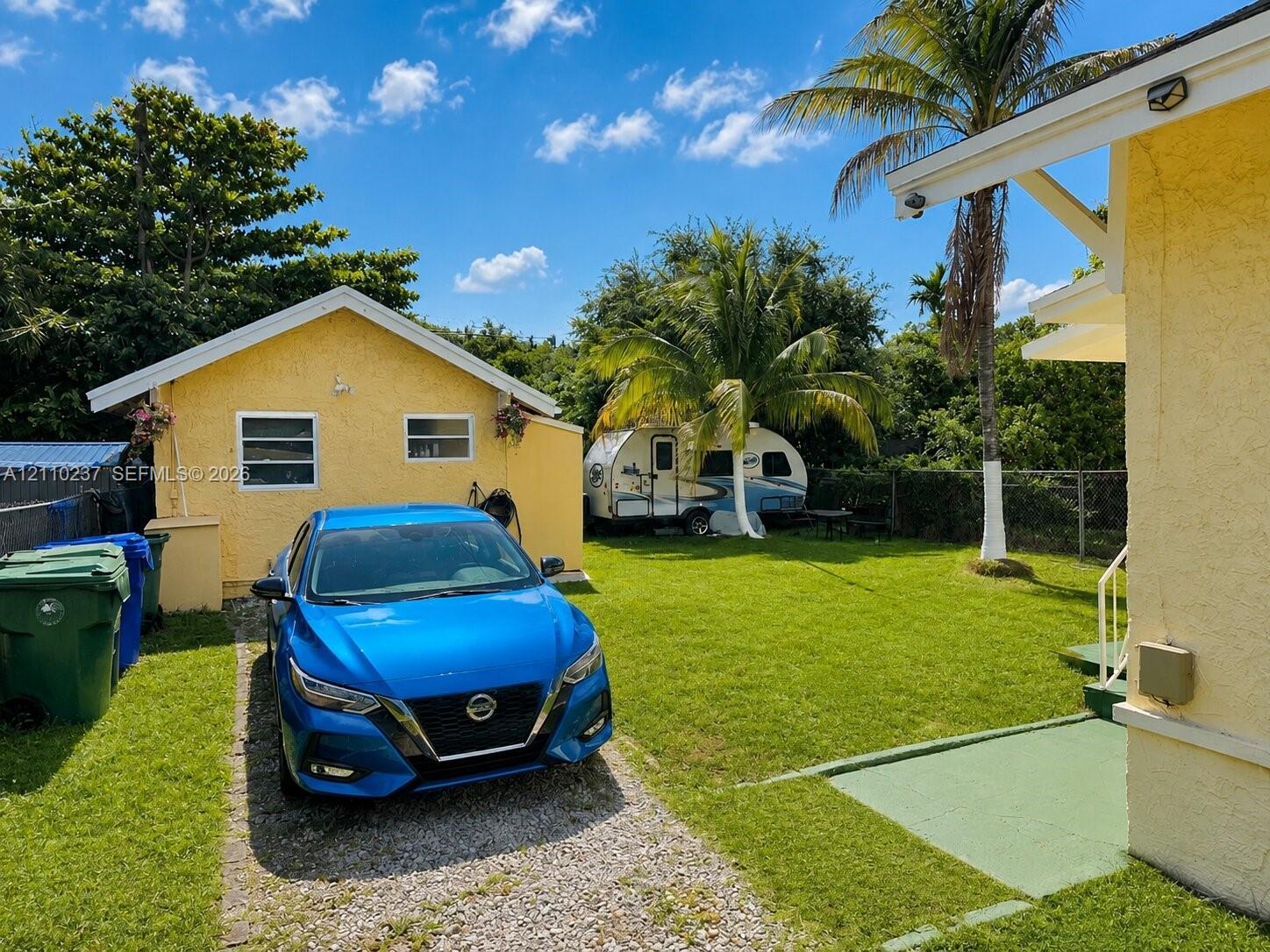   /  1364 sq. ft. $ 2026-10-21 0 foto