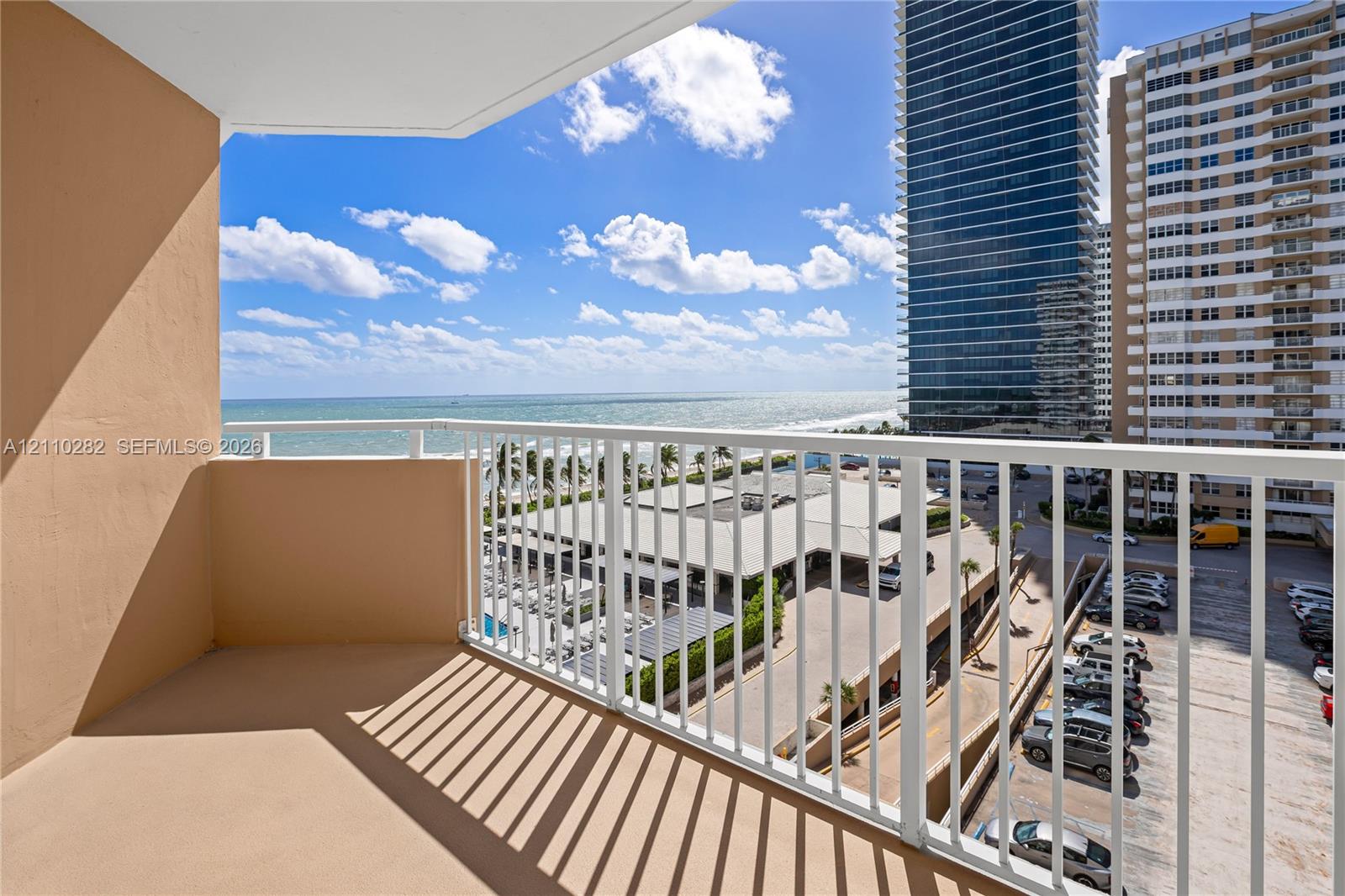 7A 1 / 2 870 sq. ft. $ 2026-10-21 0 foto