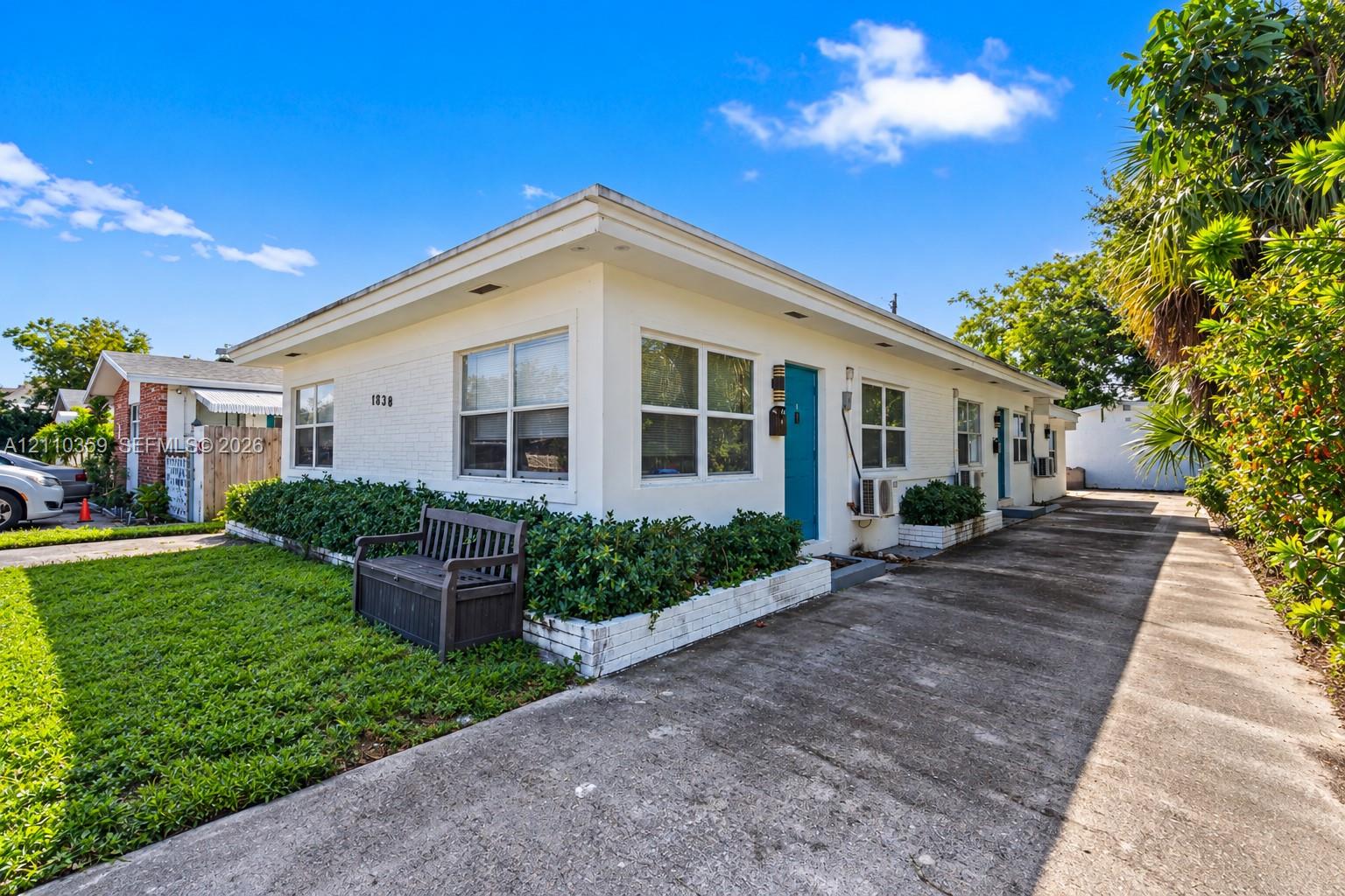   /  1911 sq. ft. $ 2026-10-21 0 foto