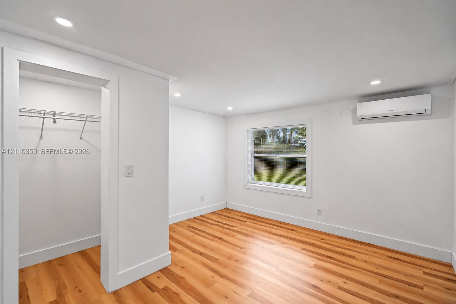  /  1911 sq. ft. $ 2026-10-21 0 foto