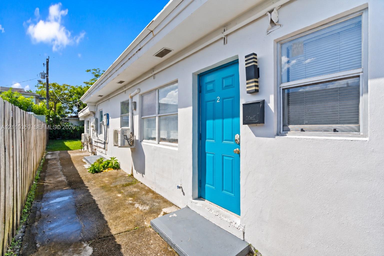   /  1911 sq. ft. $ 2026-10-21 0 foto