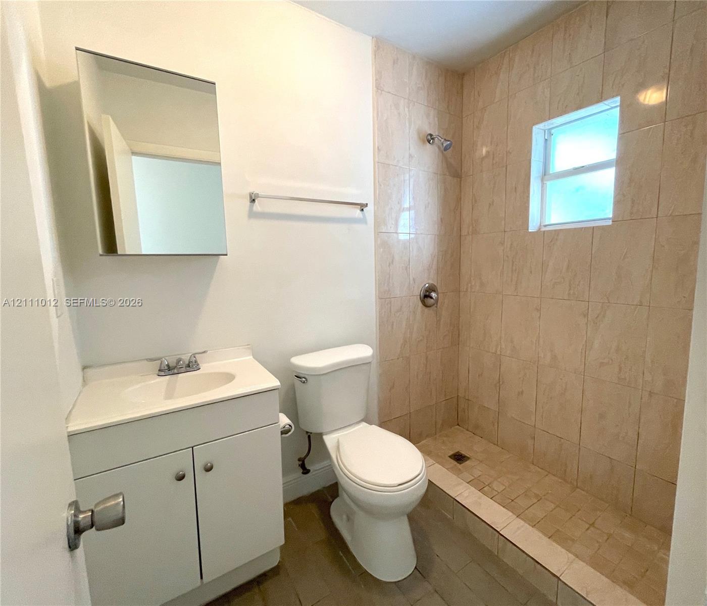Ver detalles / 2808 sq. ft. $ 2026-10-22 0 foto