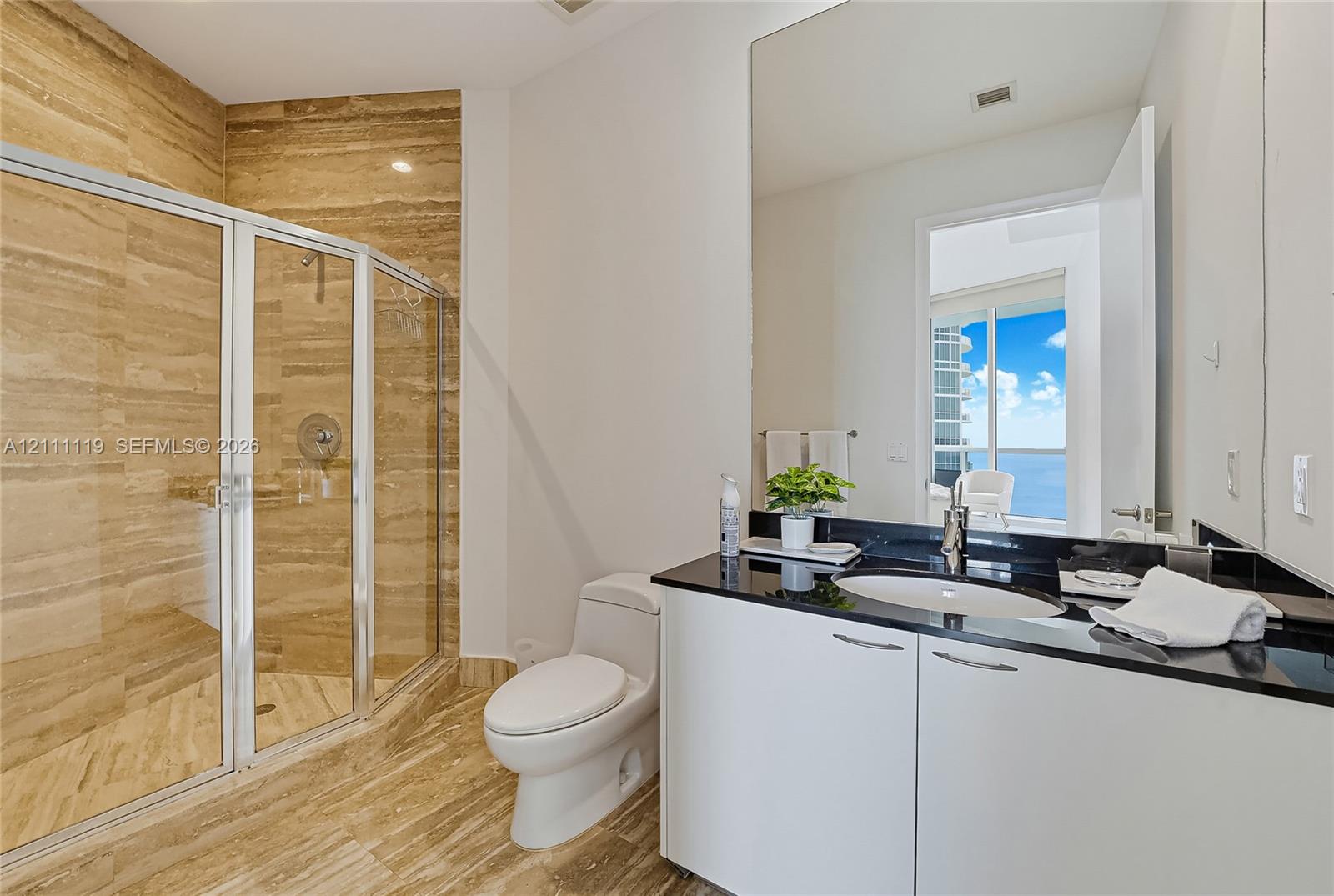 See details 3907 3 / 3 2106 sq. ft. $ 2026-10-22 0 Photo