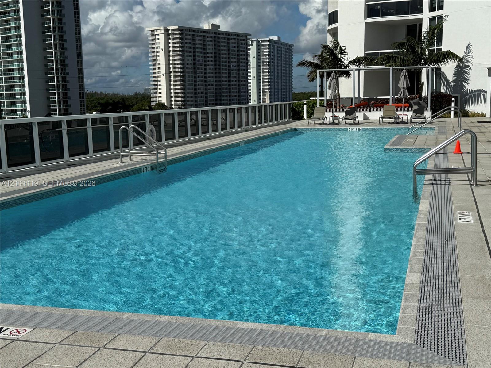 See details 3907 3 / 3 2106 sq. ft. $ 2026-10-22 0 Photo