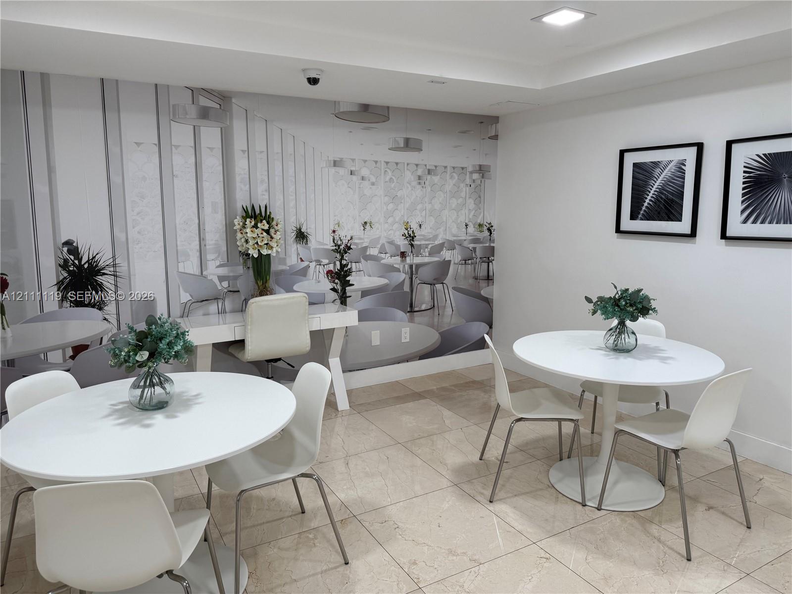 See details 3907 3 / 3 2106 sq. ft. $ 2026-10-22 0 Photo