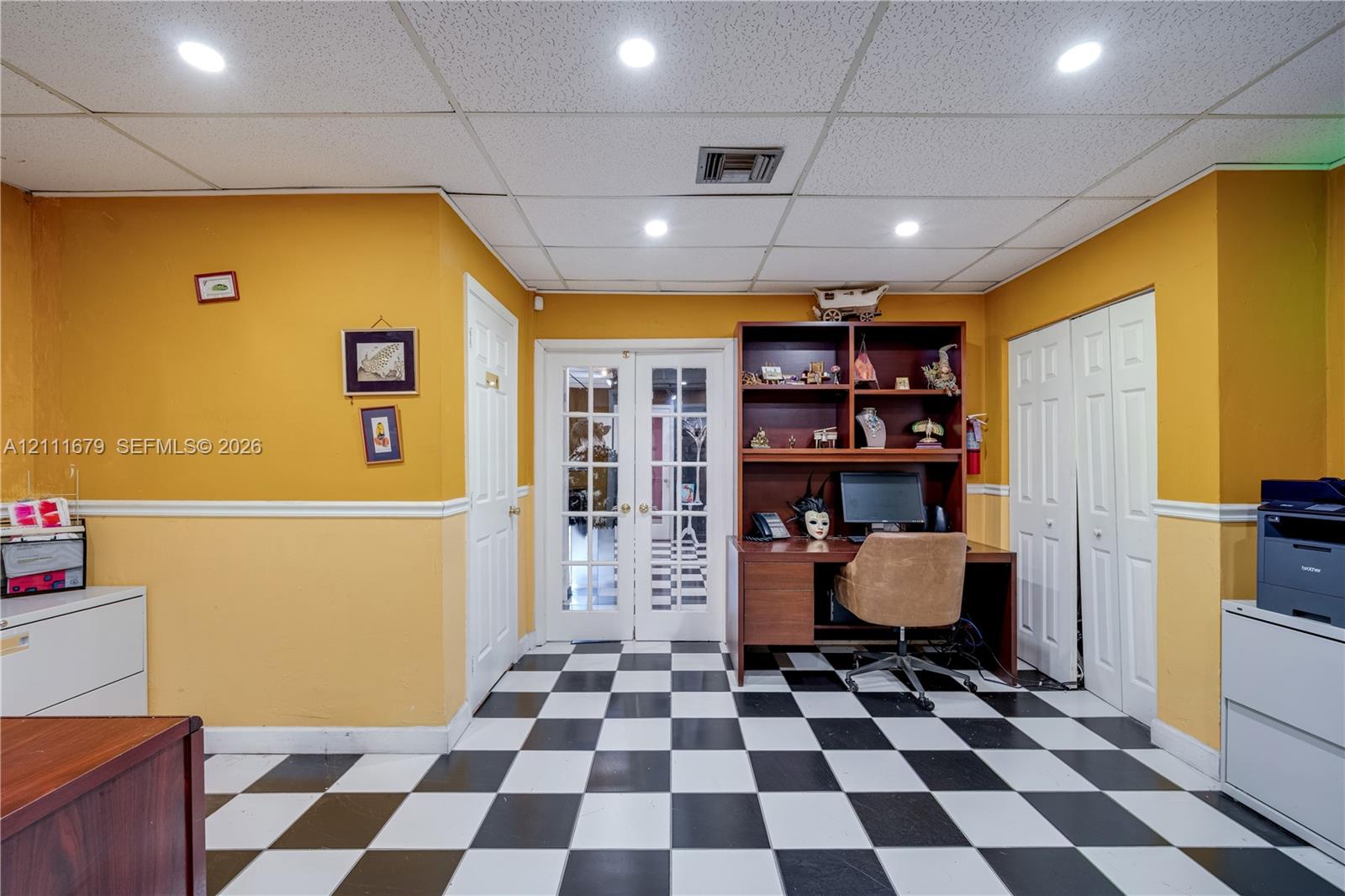 Ver detalles / sq. ft. $ 2026-10-23 0 foto
