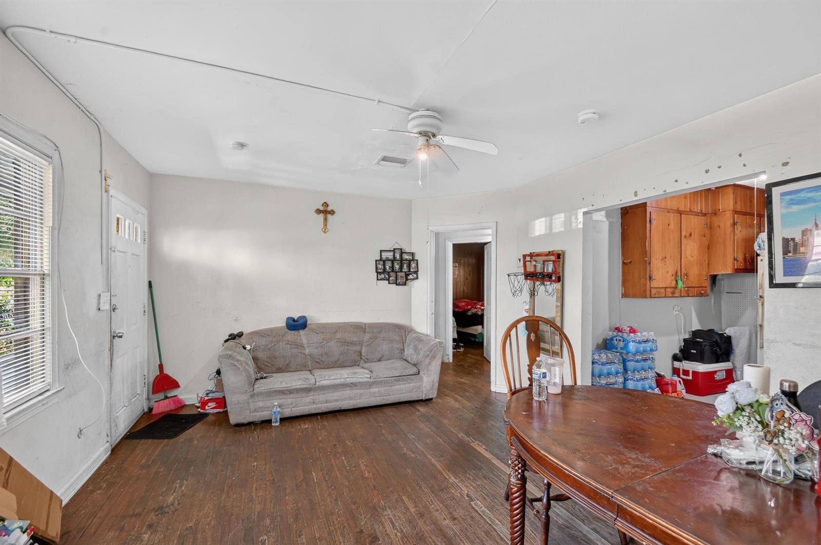 A  / 0 1923 sq. ft. $ 2026-10-24 0 foto