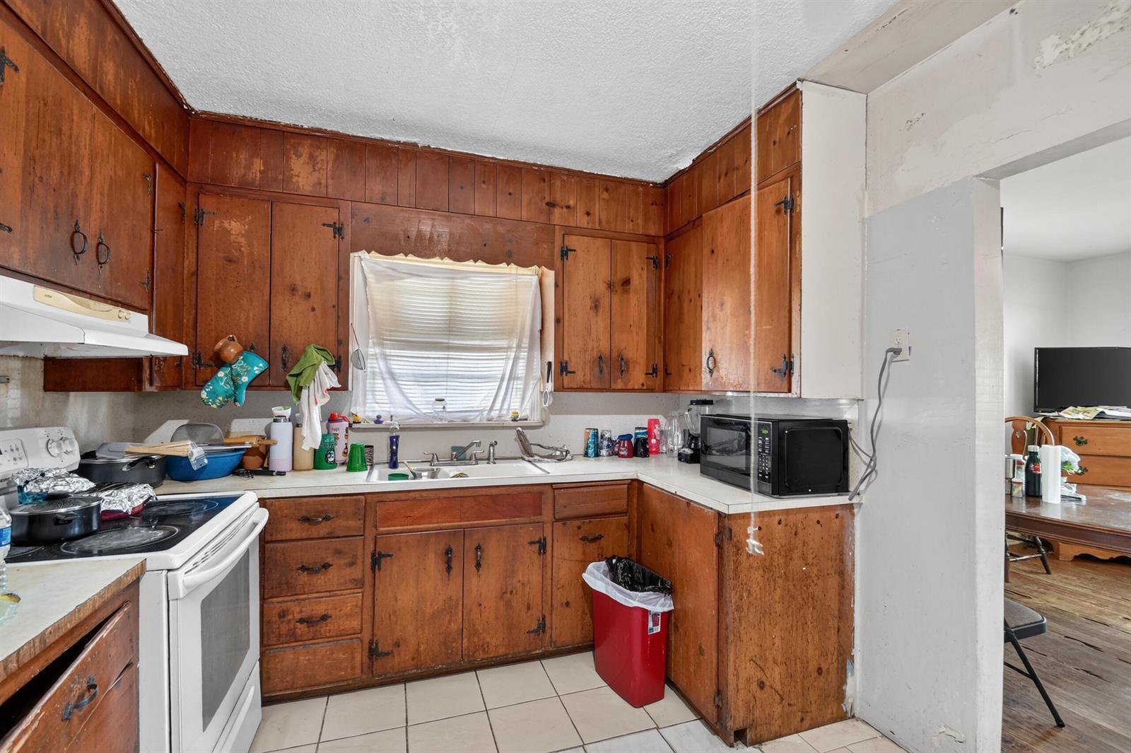 A  / 0 1923 sq. ft. $ 2026-10-24 0 foto