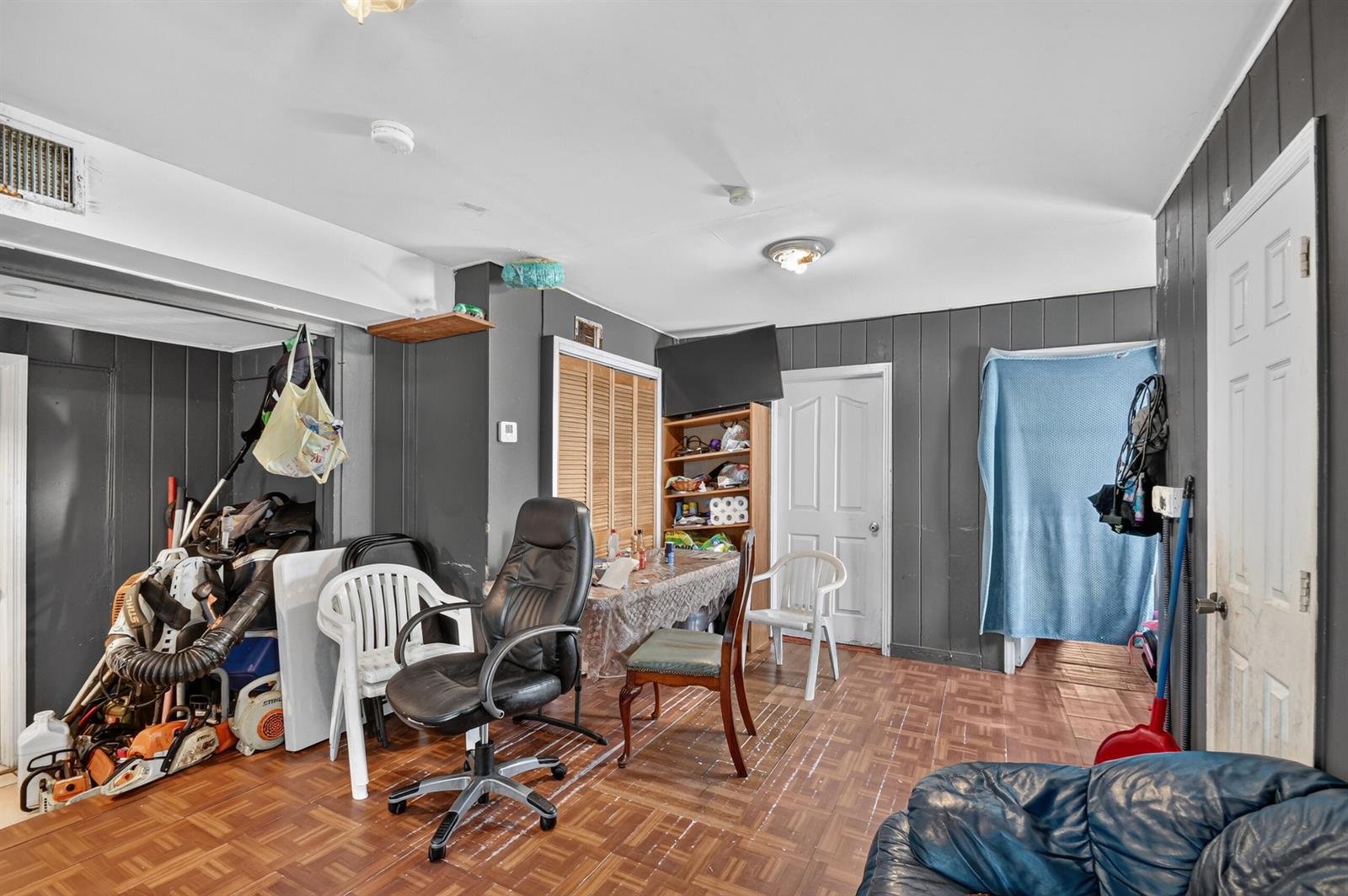 A  / 0 1923 sq. ft. $ 2026-10-24 0 foto