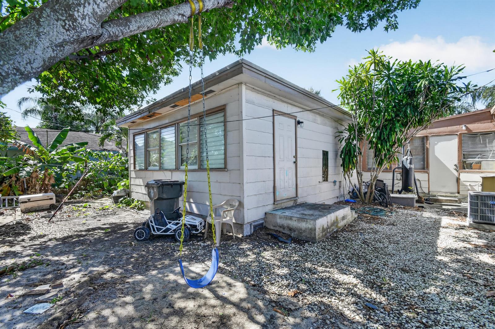 A  / 0 1923 sq. ft. $ 2026-10-24 0 foto