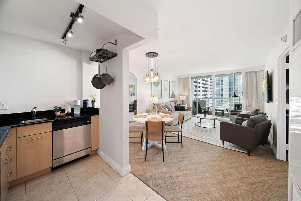 907 1 / 1 548 sq. ft. $ 2026-10-31 0 Photo
