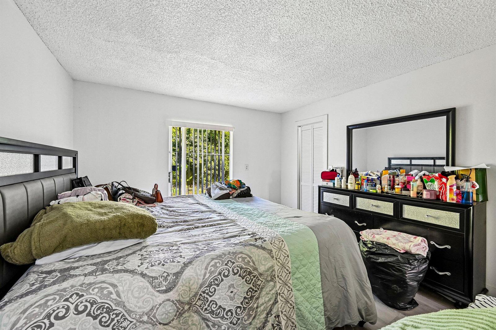 8283 3 / 2 1209 sq. ft. $ 2026-10-30 0 Photo