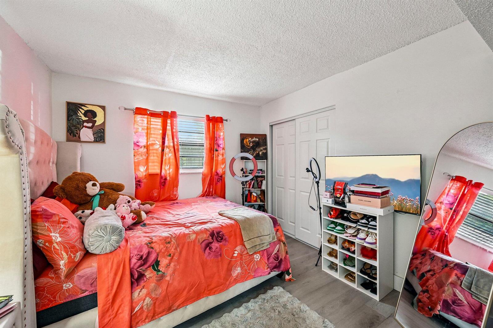 8283 3 / 2 1209 sq. ft. $ 2026-10-30 0 Photo