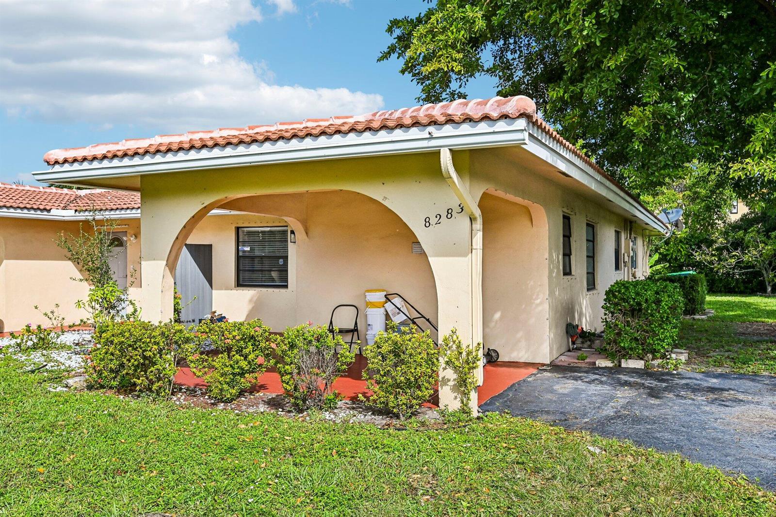 8283 3 / 2 1209 sq. ft. $ 2026-10-30 0 Photo