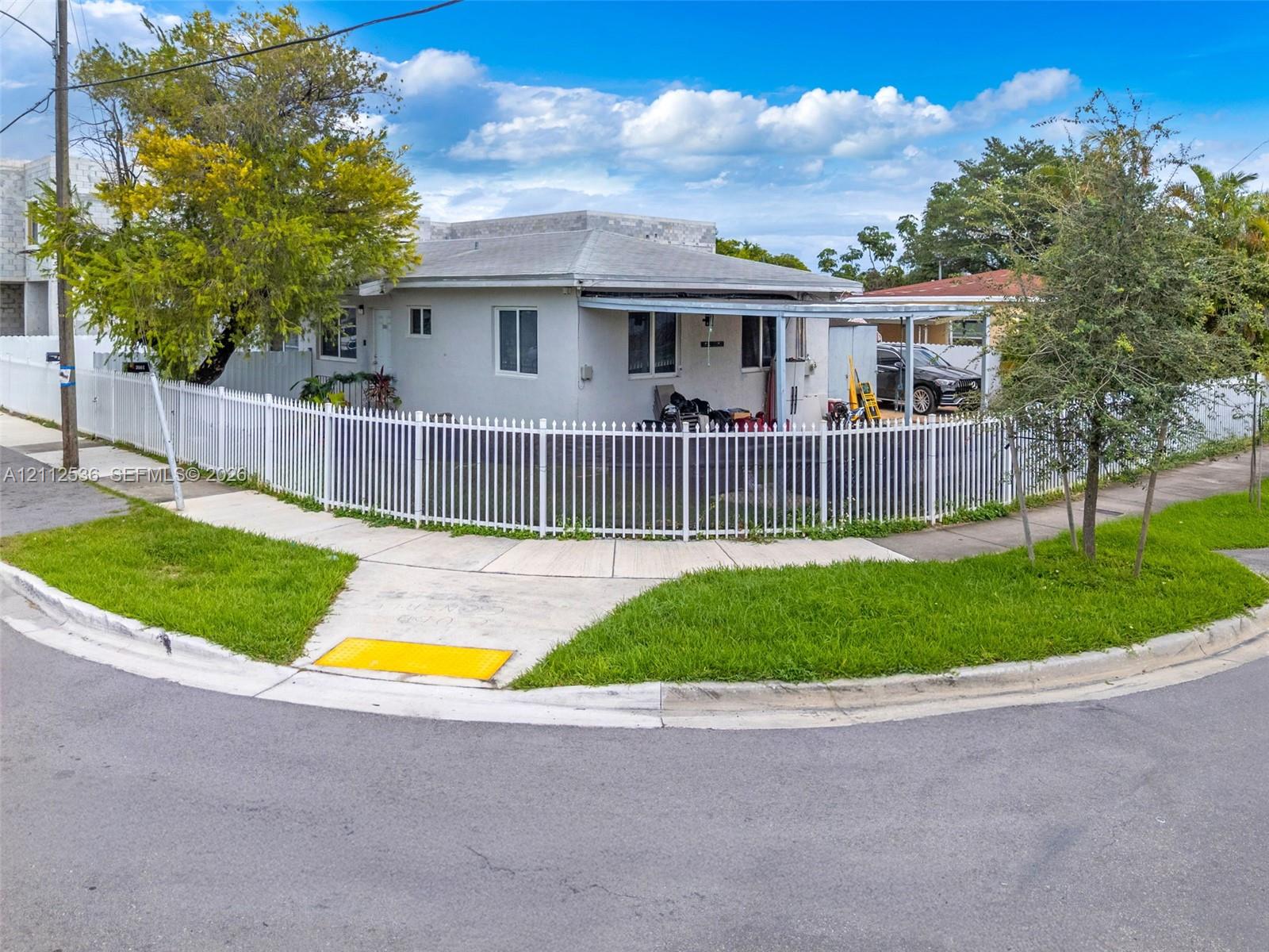 See details / 2094 sq. ft. $ 2026-10-25 0 Photo