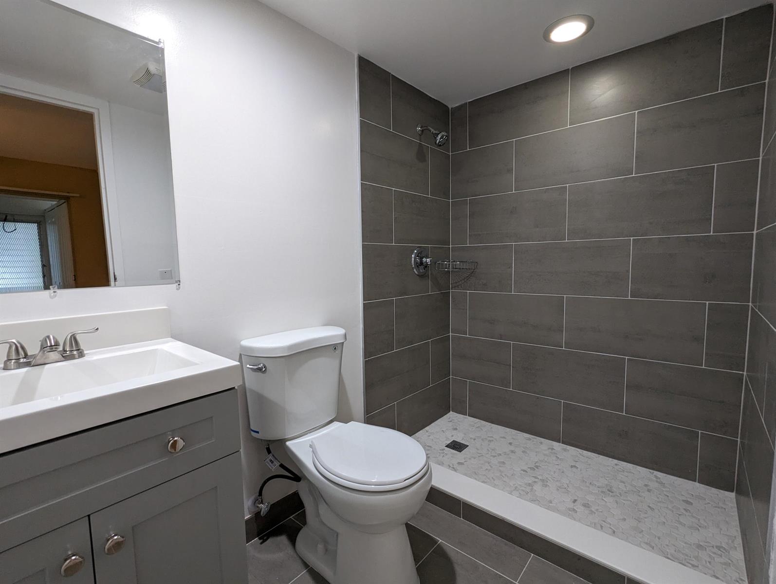 Ver detalles D / 0 3296 sq. ft. $ 2026-10-26 0 foto