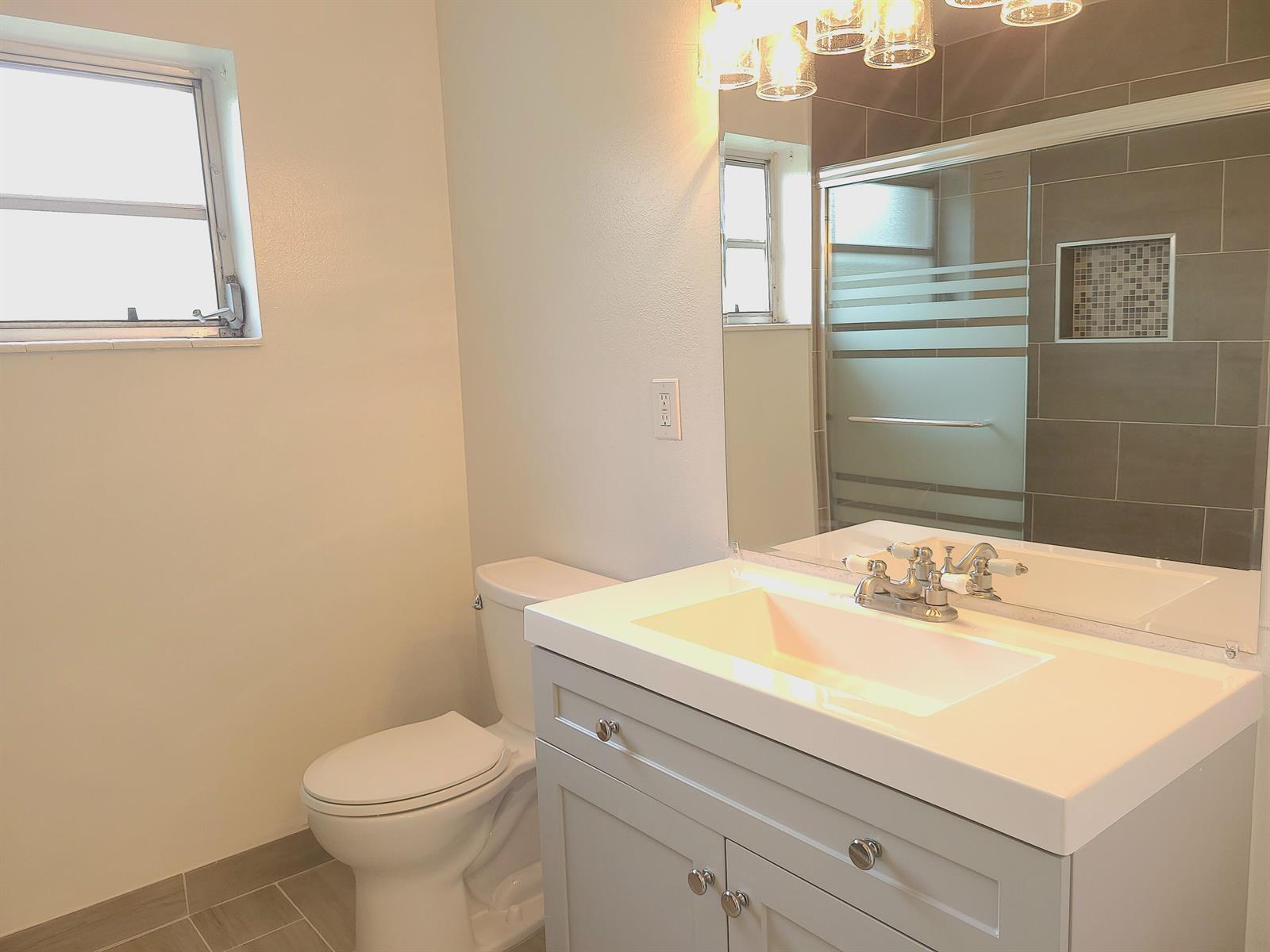 Ver detalles D / 0 3296 sq. ft. $ 2026-10-26 0 foto