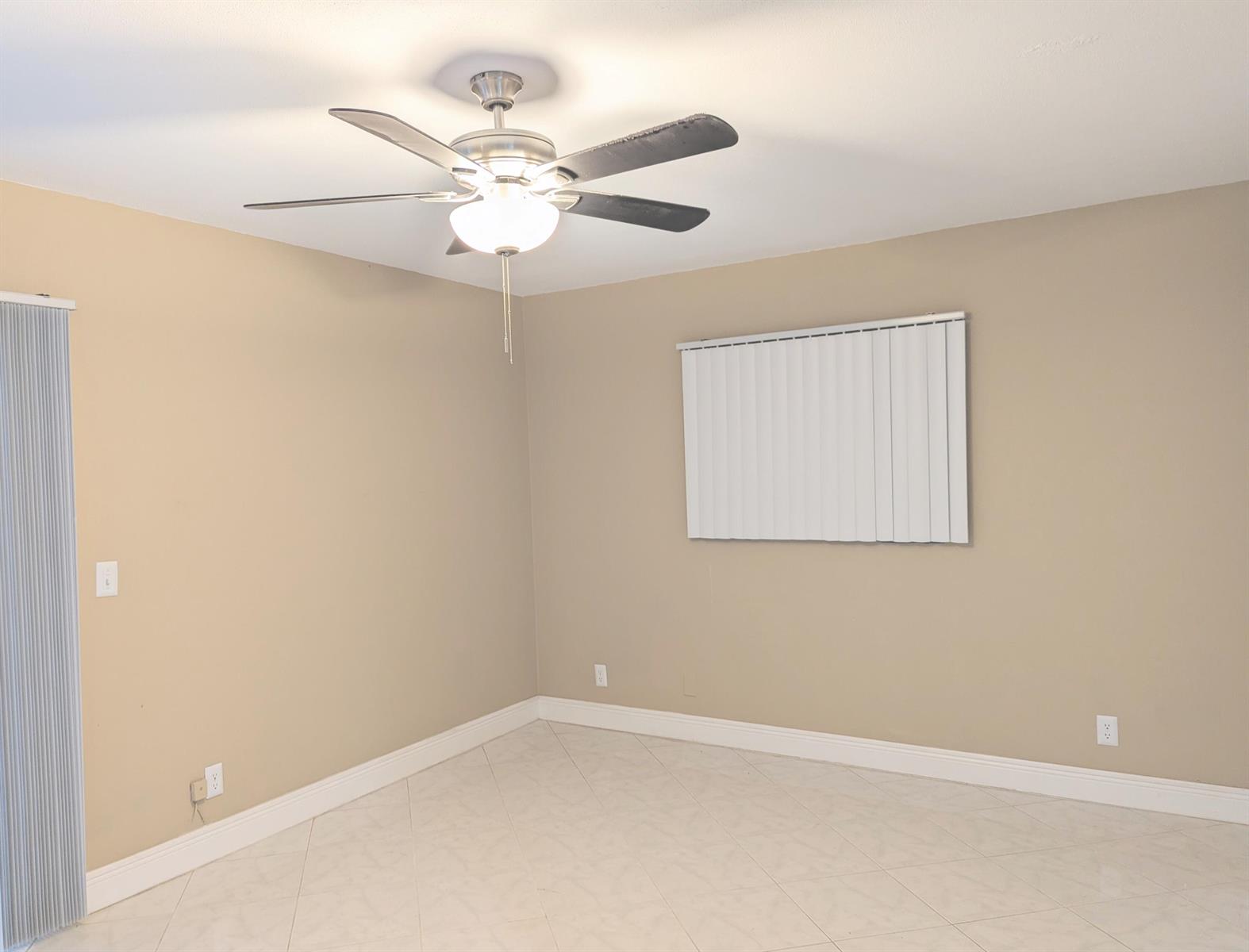 Ver detalles D / 0 3296 sq. ft. $ 2026-10-26 0 foto