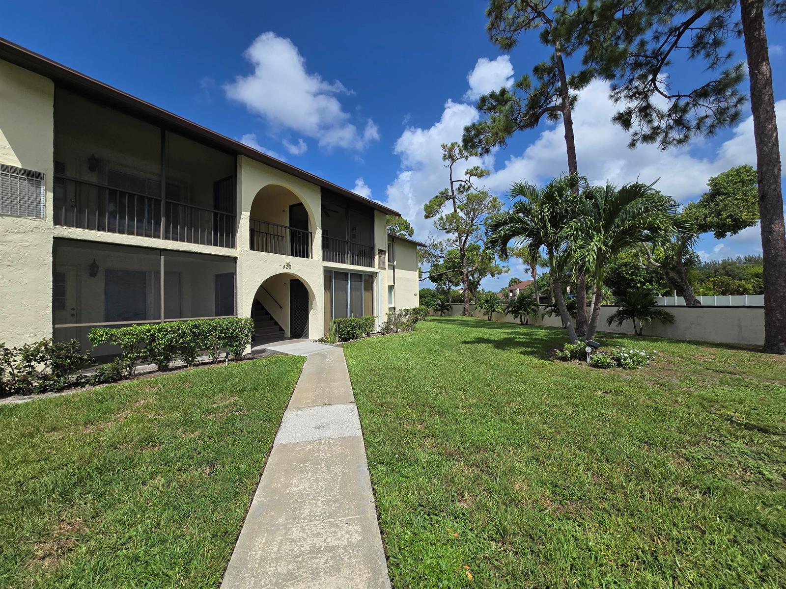 Ver detalles D / 0 3296 sq. ft. $ 2026-10-26 0 foto