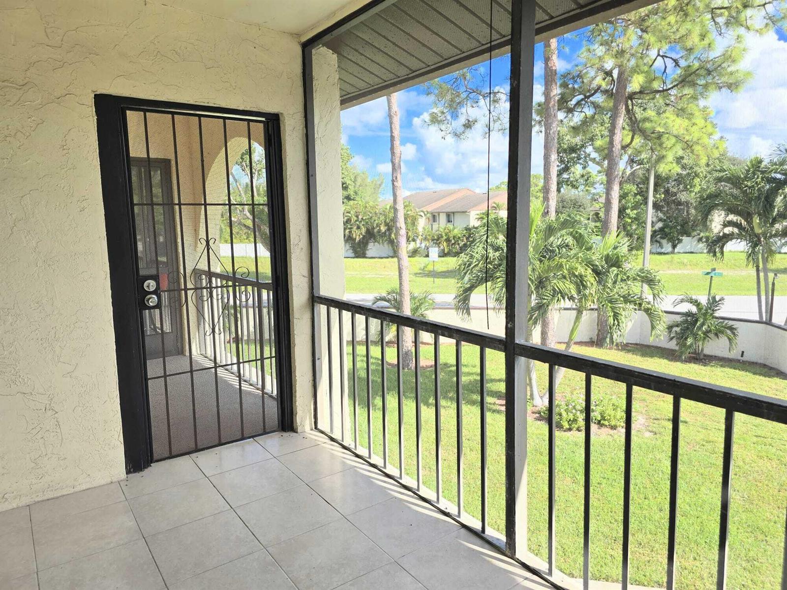 Ver detalles D / 0 3296 sq. ft. $ 2026-10-26 0 foto