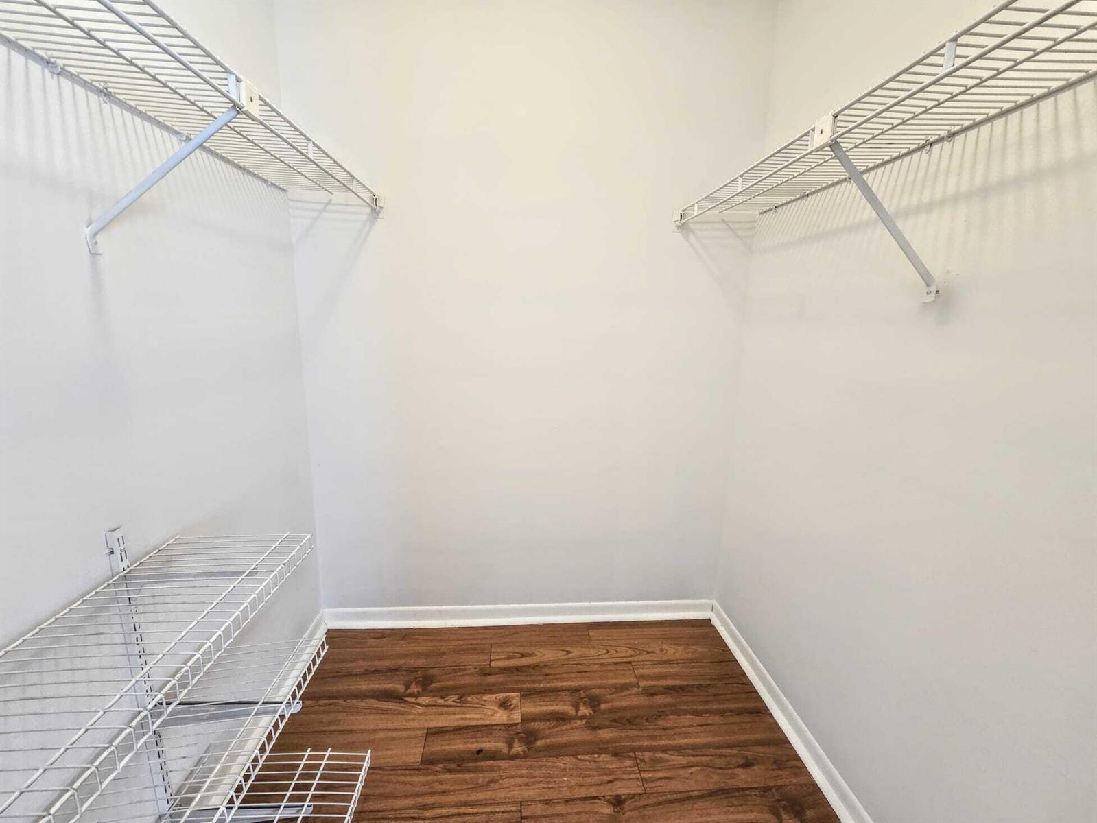 Ver detalles D / 0 3296 sq. ft. $ 2026-10-26 0 foto