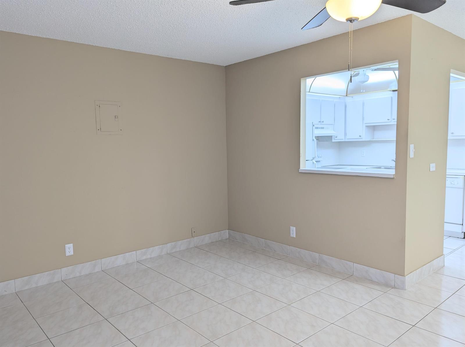 Ver detalles D / 0 3296 sq. ft. $ 2026-10-26 0 foto