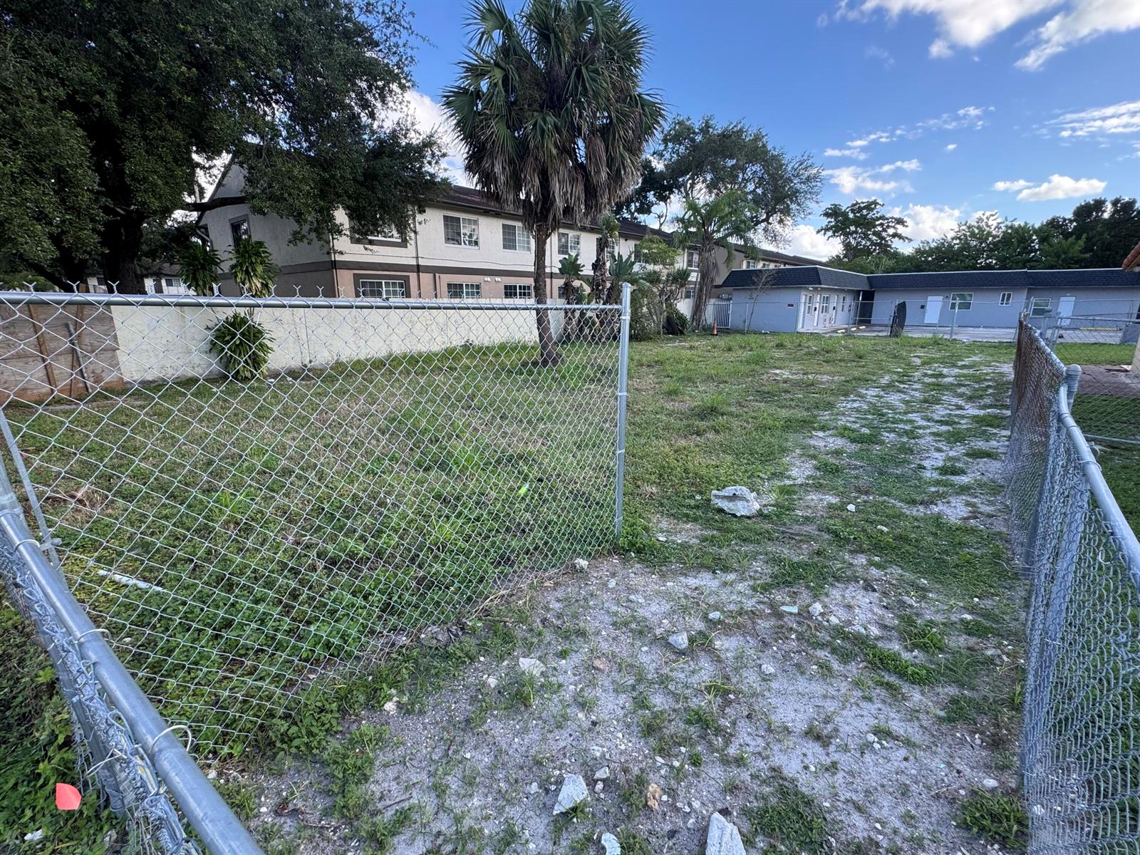   / 0  sq. ft. $ 2026-10-26 0 foto