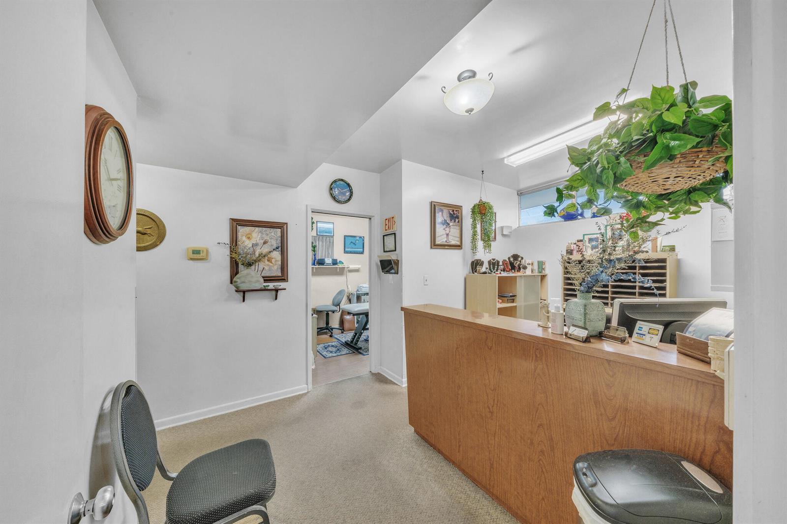   / 0  sq. ft. $ 2026-10-27 0 foto
