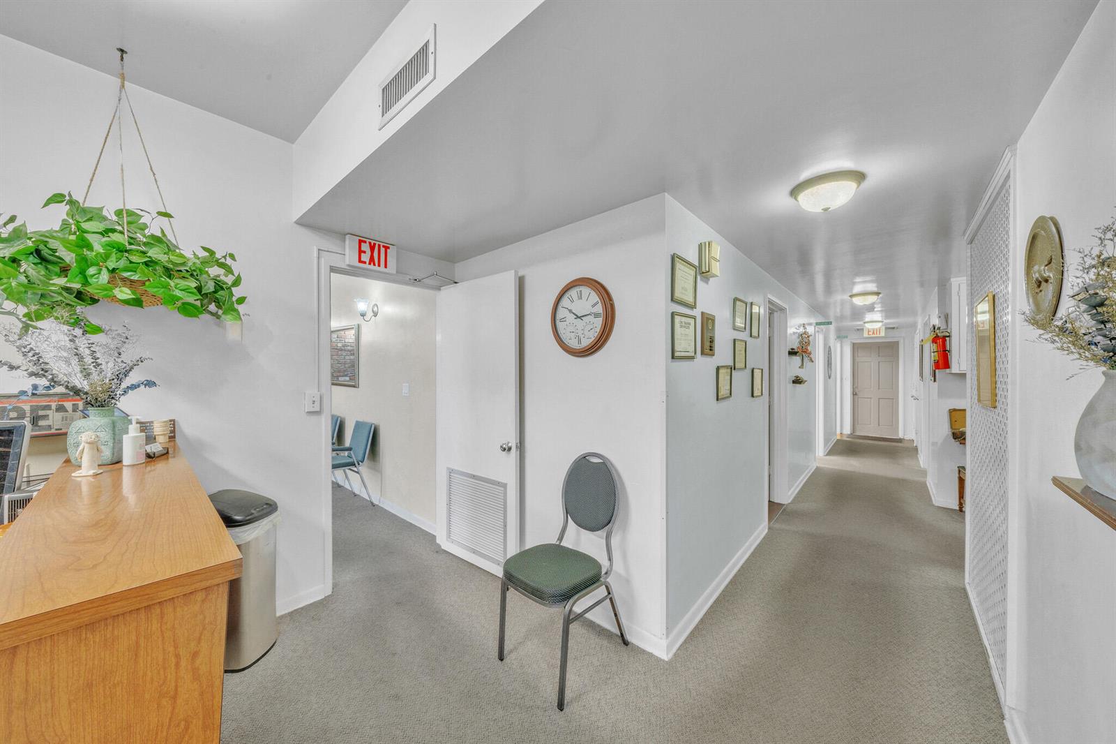   / 0  sq. ft. $ 2026-10-27 0 foto