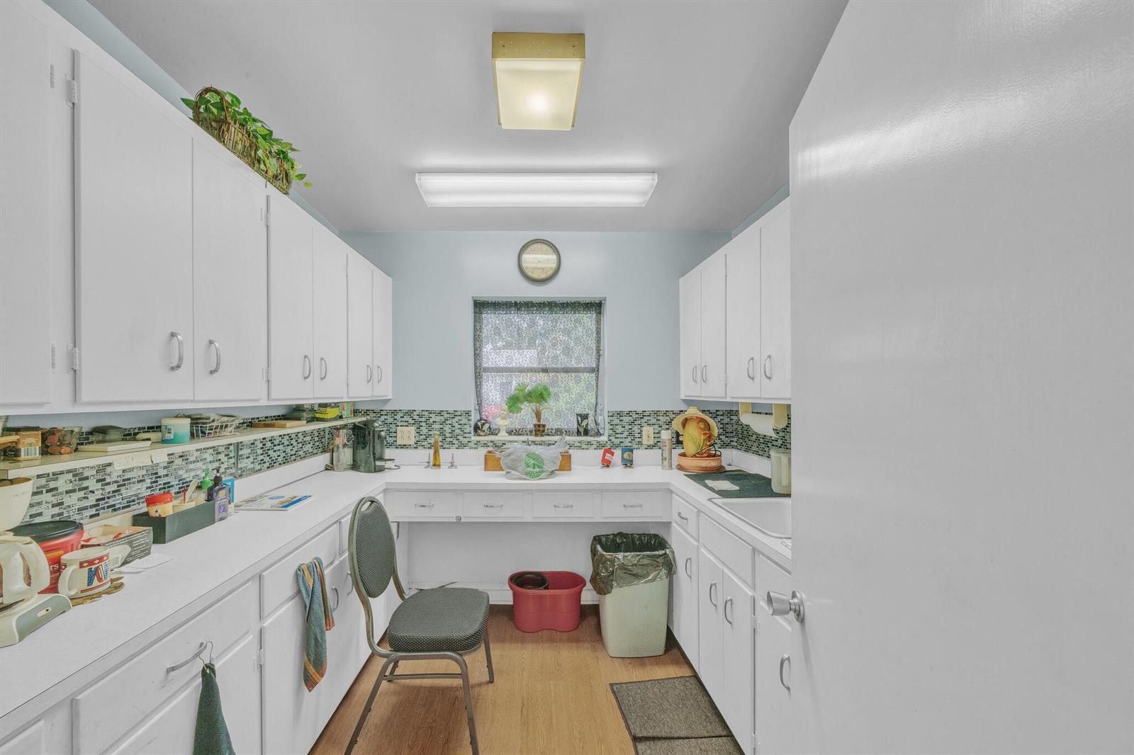   / 0  sq. ft. $ 2026-10-27 0 foto