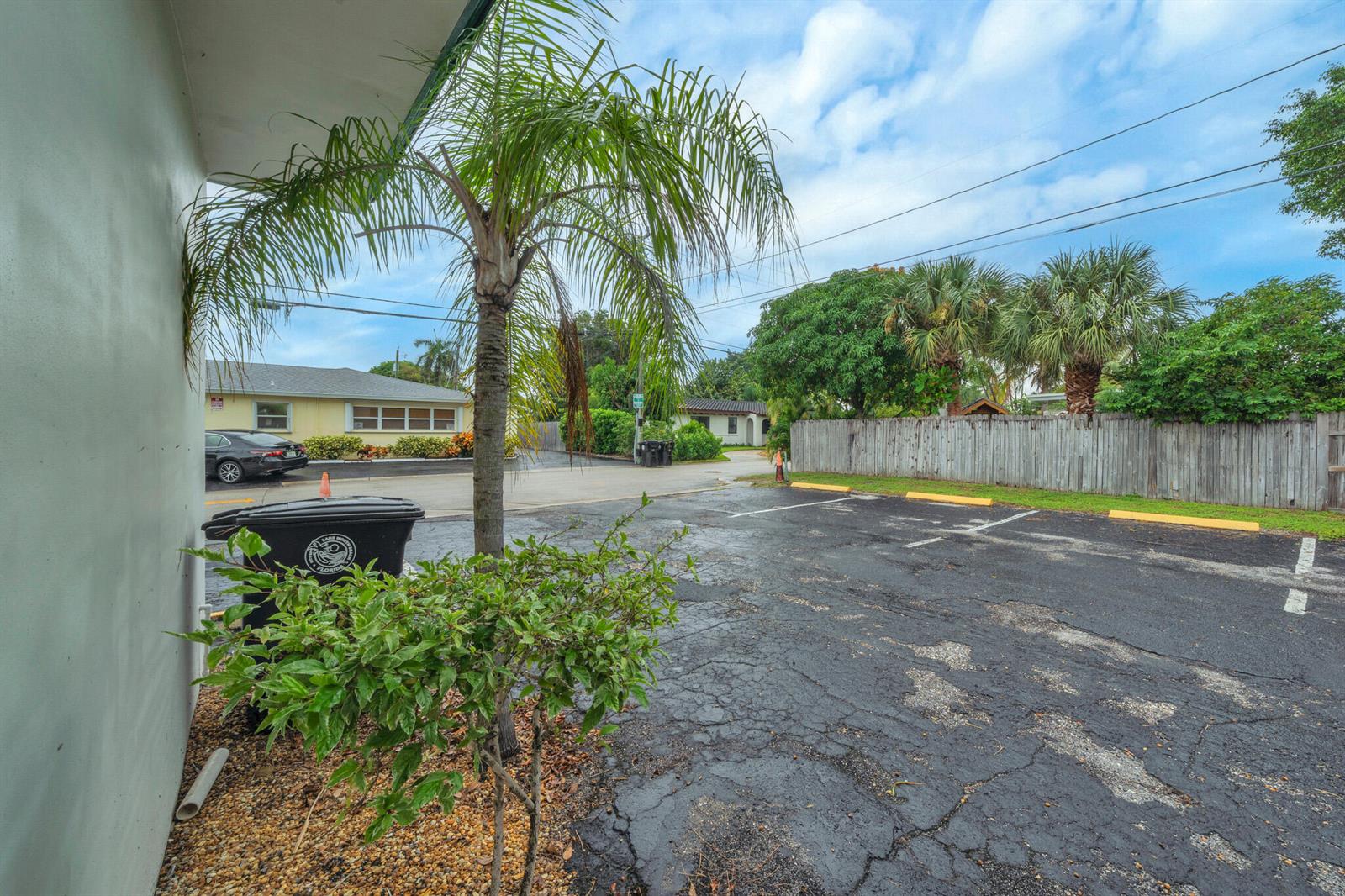   / 0  sq. ft. $ 2026-10-27 0 foto