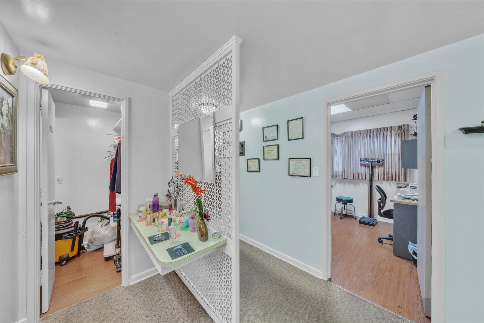   / 0  sq. ft. $ 2026-10-27 0 foto