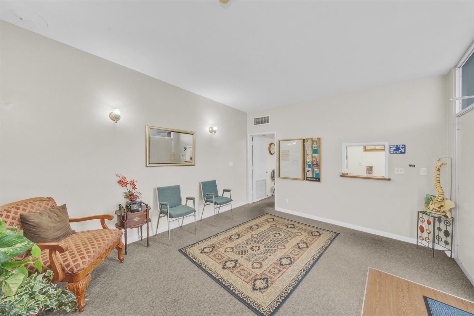   / 0  sq. ft. $ 2026-10-27 0 foto