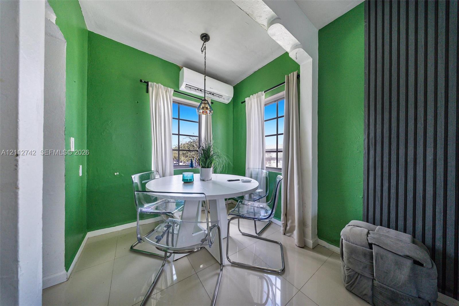 Ver detalles / 4732 sq. ft. $ 2026-10-26 0 foto