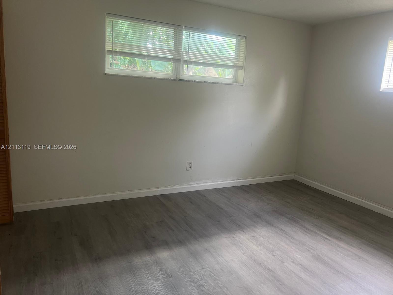   /  7876 sq. ft. $ 2026-10-26 0 foto