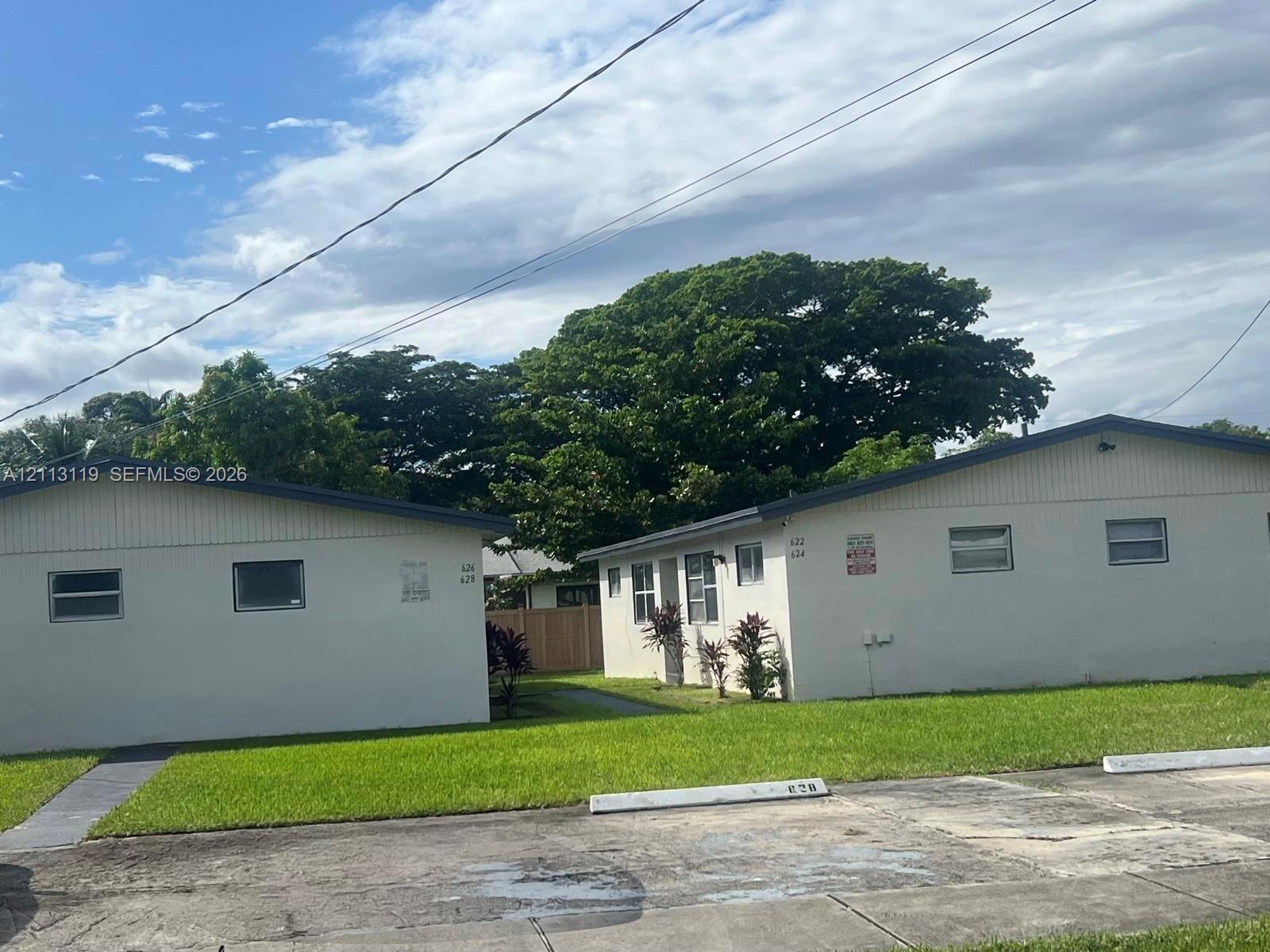   /  7876 sq. ft. $ 2026-10-26 0 foto