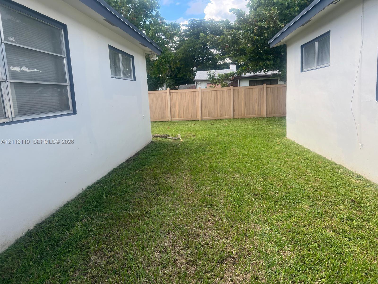   /  7876 sq. ft. $ 2026-10-26 0 foto