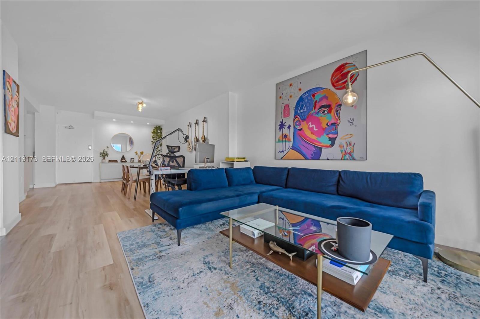 1614 1 / 2 762 sq. ft. $ 2026-10-26 0 foto