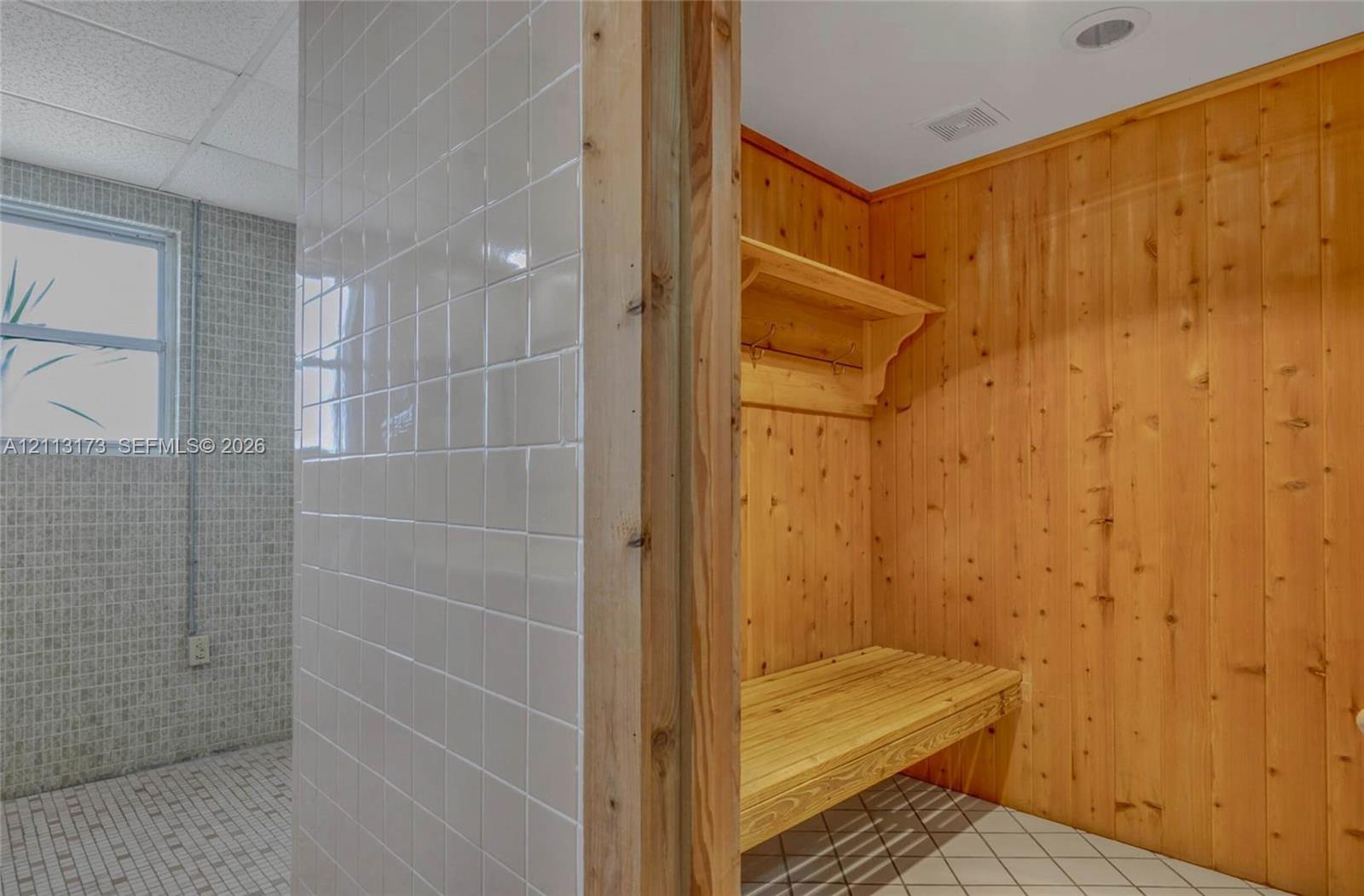 1614 1 / 2 762 sq. ft. $ 2026-10-26 0 foto