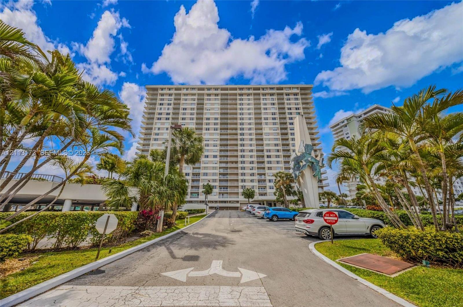 1614 1 / 2 762 sq. ft. $ 2026-10-26 0 foto