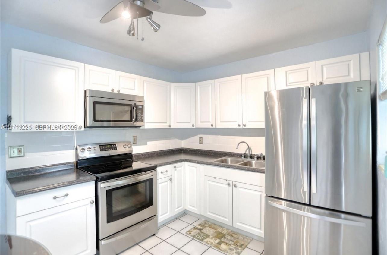 Ver detalles 6270 2 / 1 990 sq. ft. $ 2026-10-26 0 foto