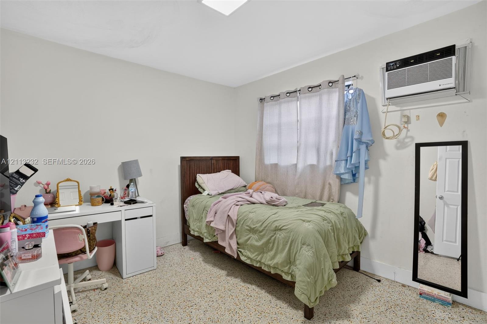 Ver detalles / 4762 sq. ft. $ 2026-10-26 0 foto