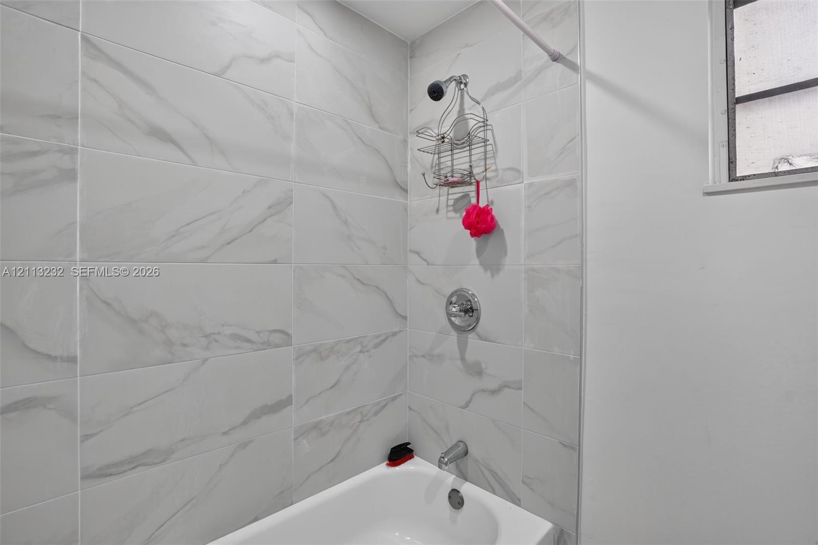 Ver detalles / 4762 sq. ft. $ 2026-10-26 0 foto