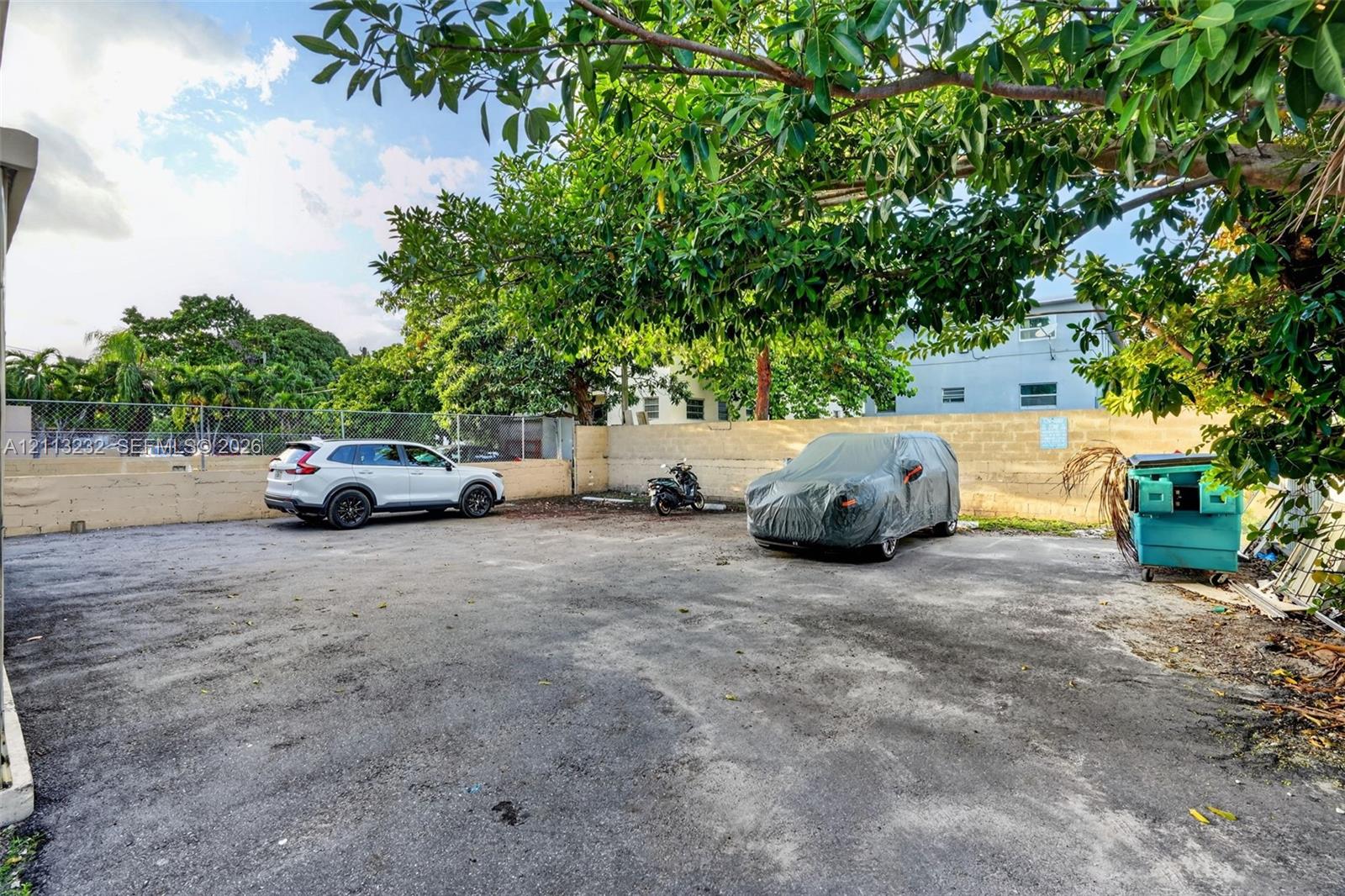 Ver detalles / 4762 sq. ft. $ 2026-10-26 0 foto