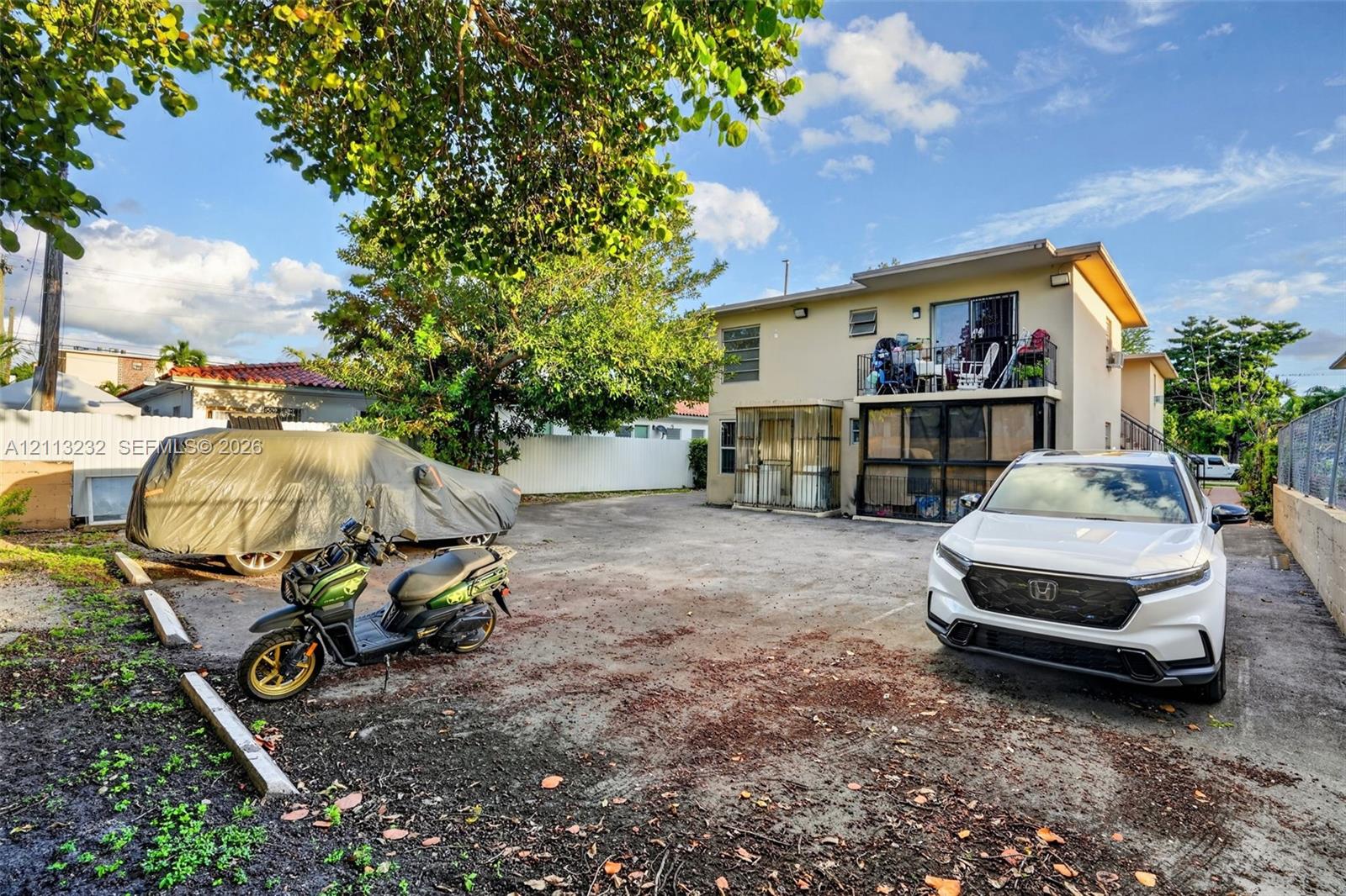 Ver detalles / 4762 sq. ft. $ 2026-10-26 0 foto
