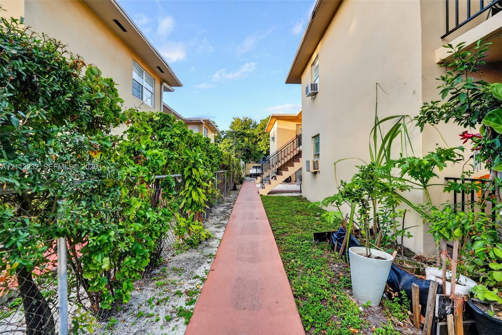 Ver detalles / 4762 sq. ft. $ 2026-10-26 0 foto