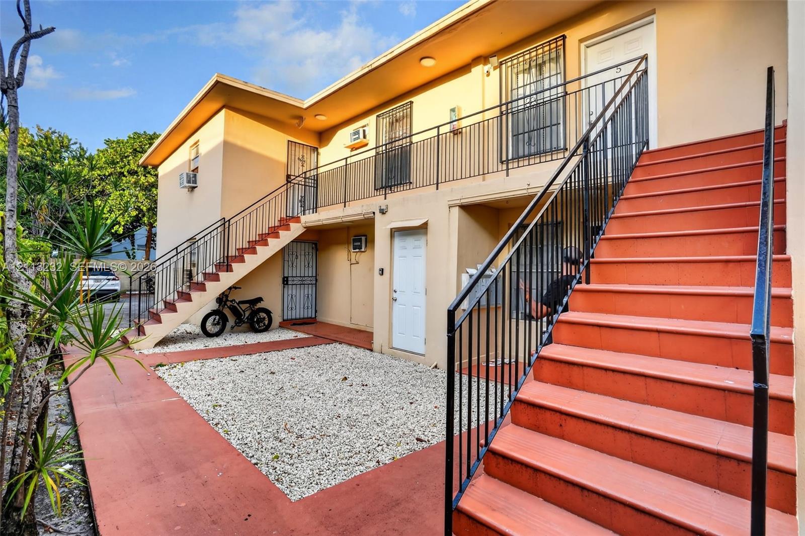 Ver detalles / 4762 sq. ft. $ 2026-10-26 0 foto